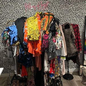 GET NOTIFIED MoMs KloZet Live Show